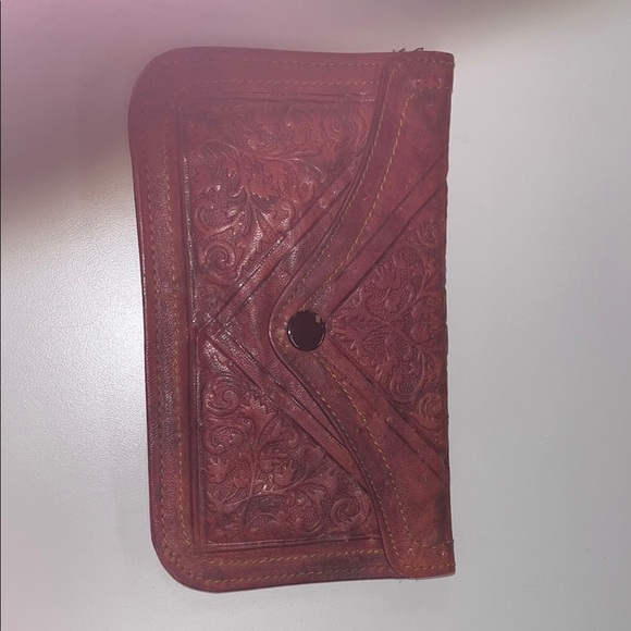 Embossed Leather Wallet - Picture 2 of 11